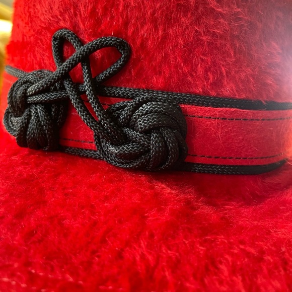 Vintage Mr. John Jr. Plush red velour felt fur fedora hat with black rope